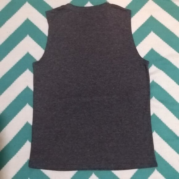 Canada Flag Sleeveless Pride Tee - Picture 2 of 5